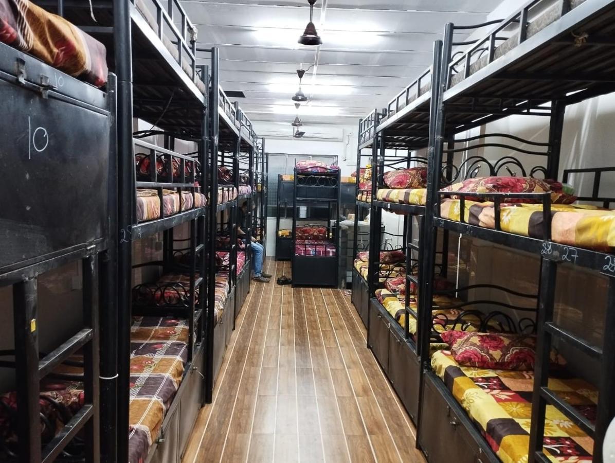 Shree Balaji Ac Dormitory Hostel Thane Ngoại thất bức ảnh